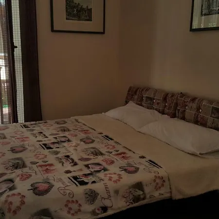Bed & Breakfast Space *